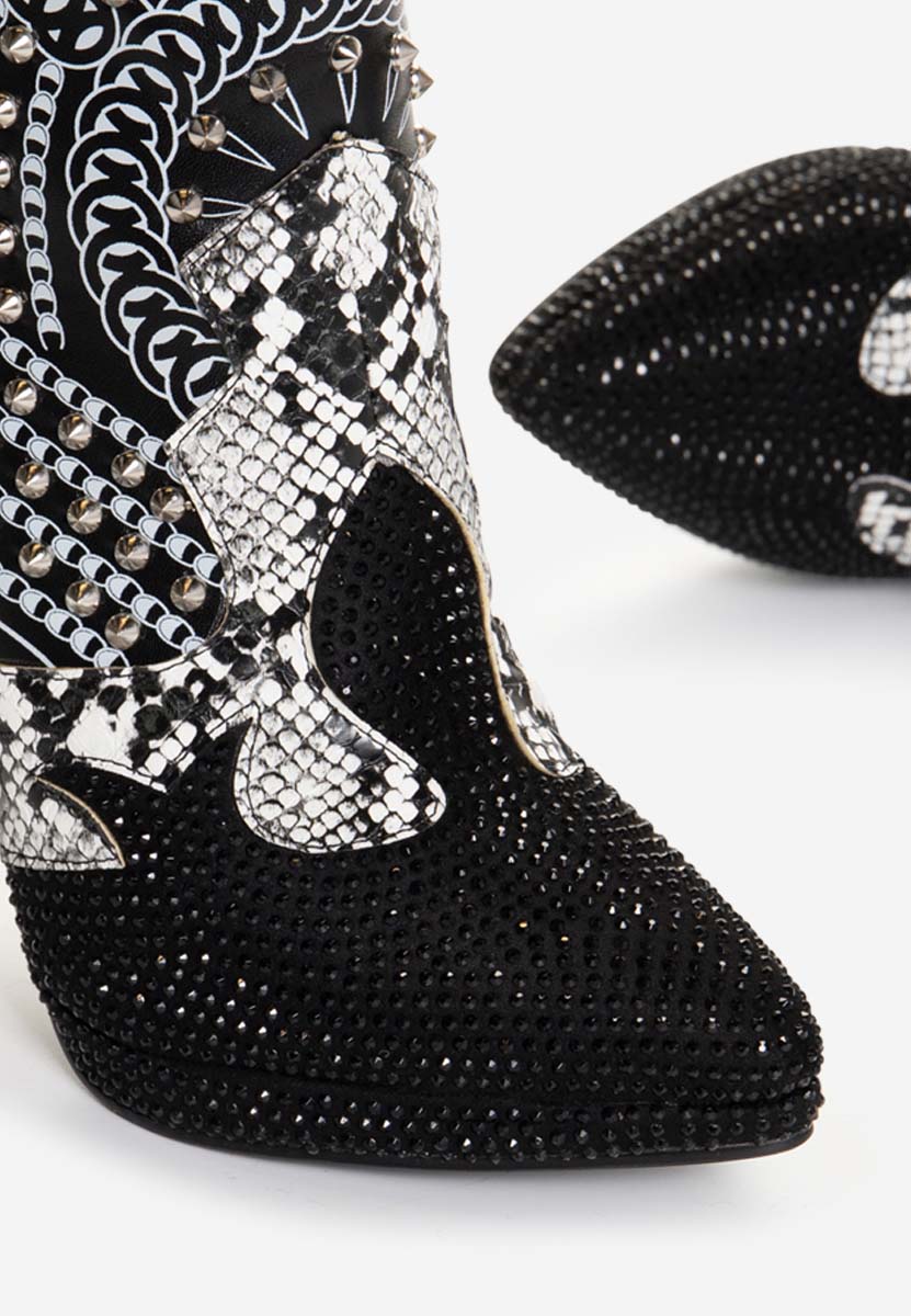 Čierne členkové čižmy na tenkom podpätku Destiny