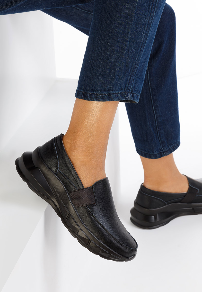 čierne kožené poltopánky dámske Amelya