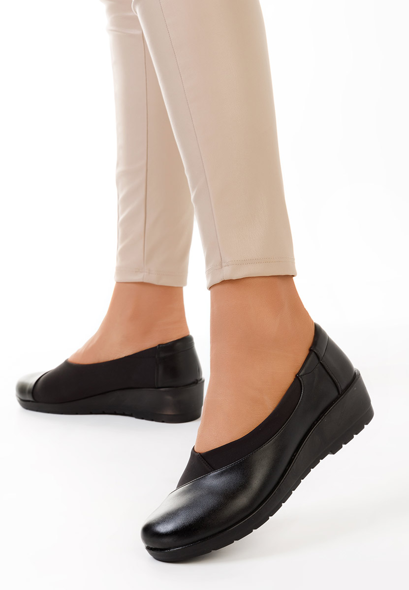 čierne dámske mokasíny na platforme Iselda