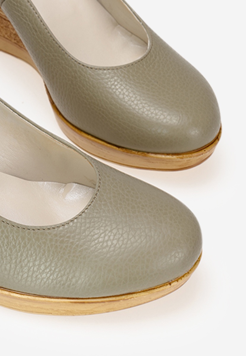 Zelené poltopánky na platforme Zola V7