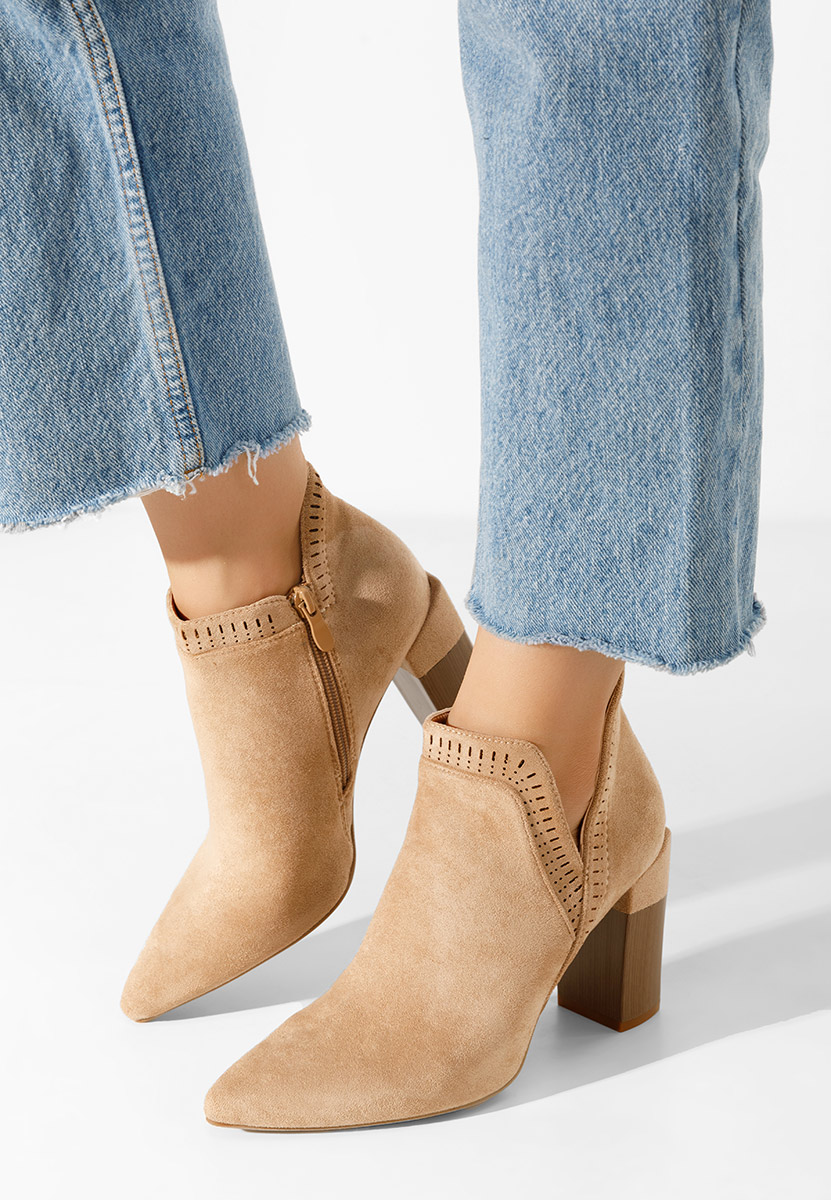 Khaki letne cizmy dierkovane Estella