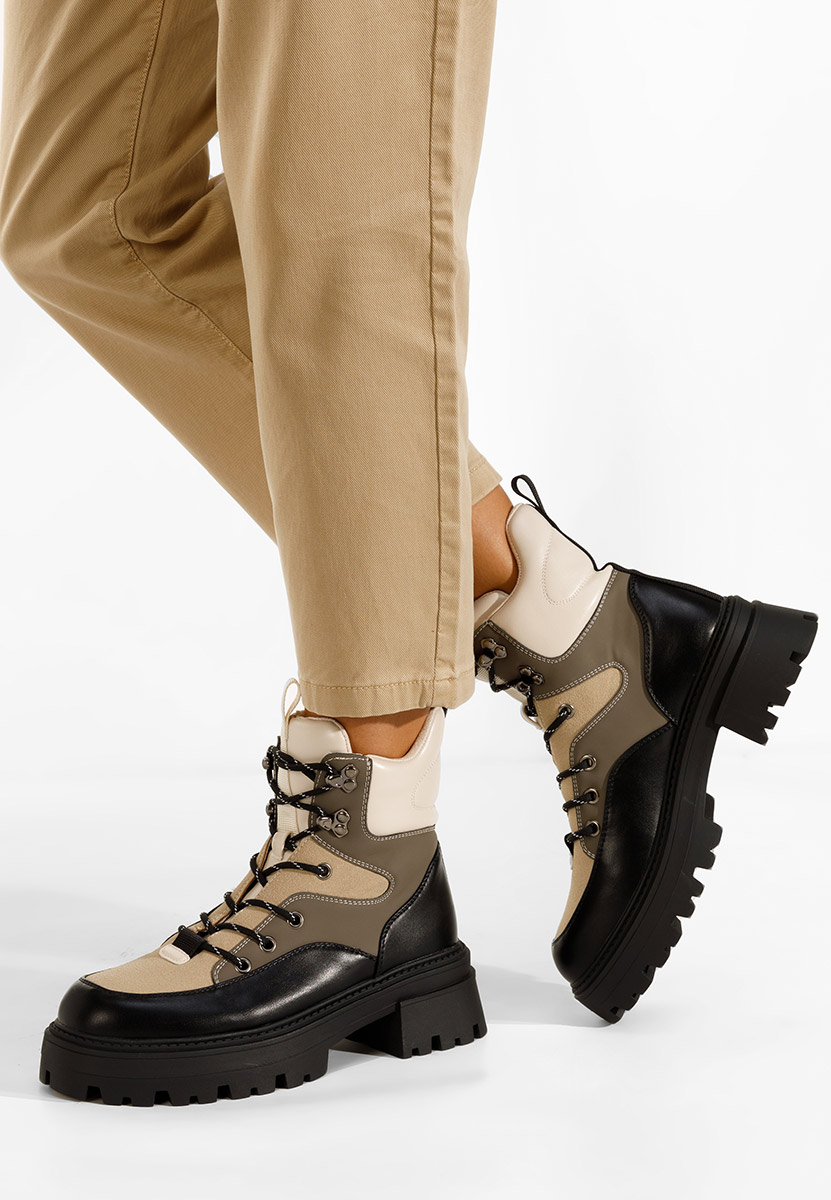 Čierne šnurovacie členkové topánky Trapera