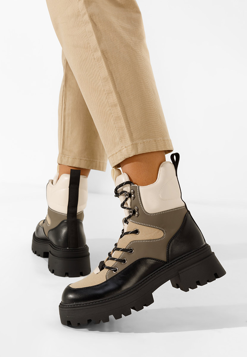 Čierne šnurovacie členkové topánky Trapera