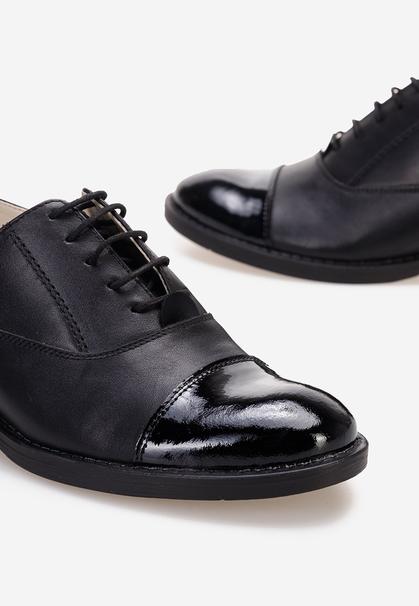 Čierne dámske oxfordky Genave V2