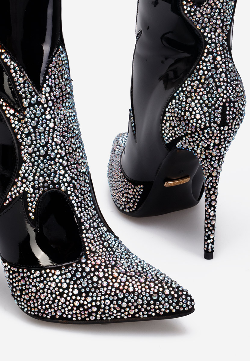 Čierne členkové čižmy na tenkom podpätku Jaresa