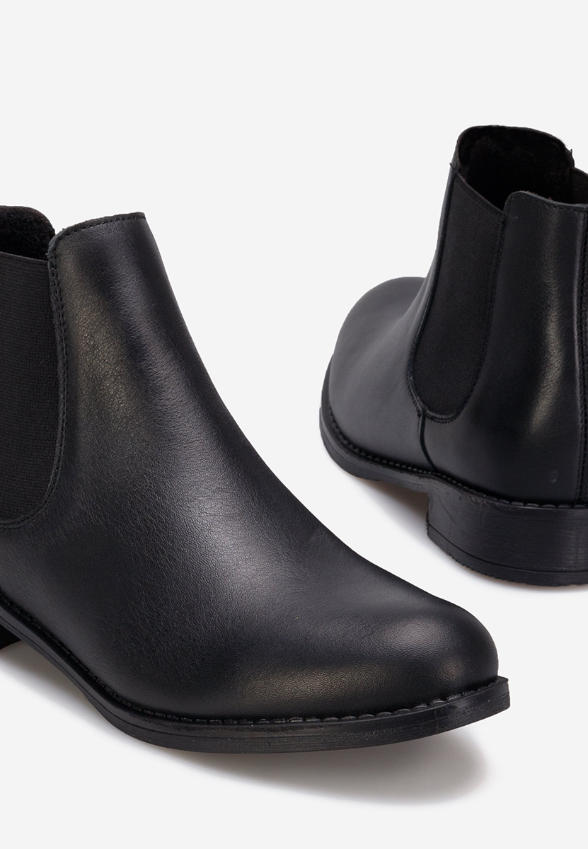 Čierne členkové topánky chelsea Campina