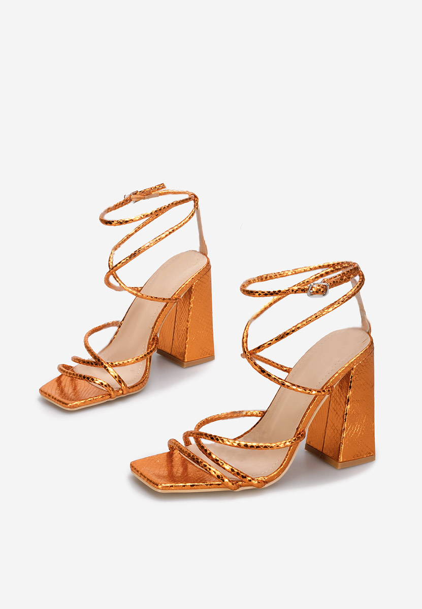Oranžová sandále na hrubom podpätku Karine