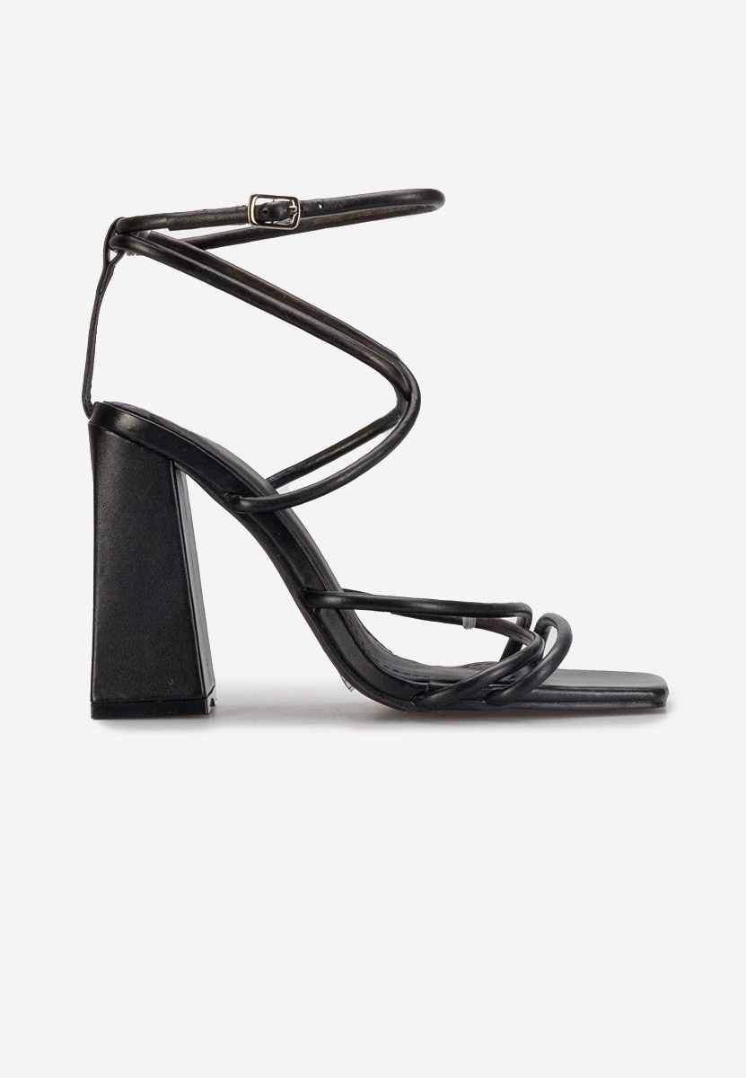 Čierne sandále na hrubom podpätku Karine  V2