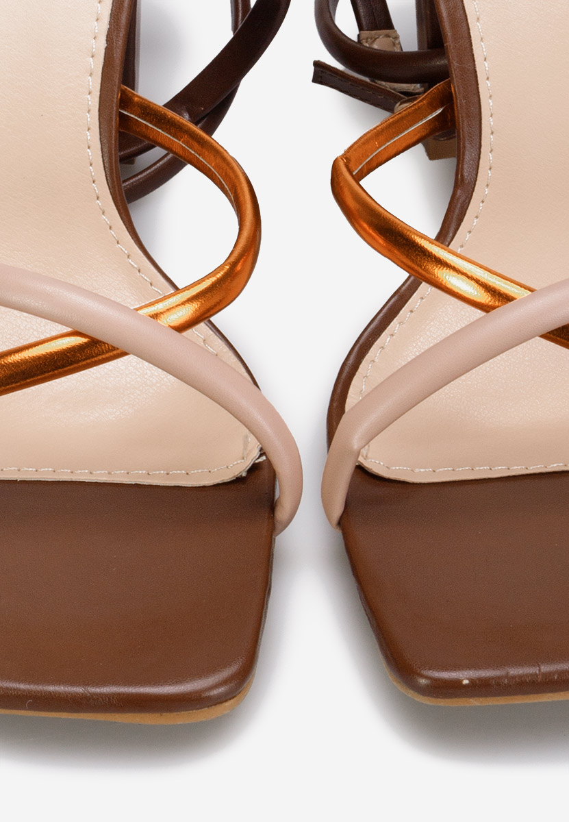 Hnedé sandále na vysokom podpätku Kane