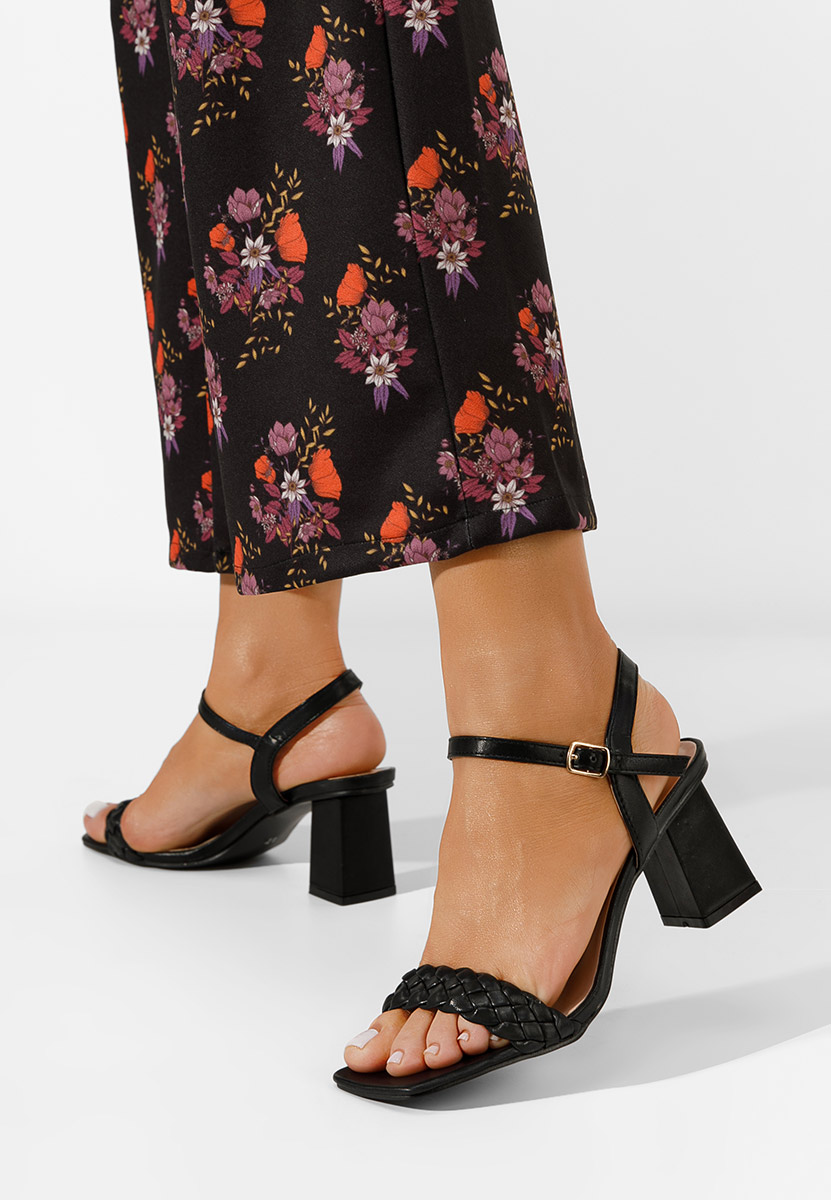 Čierne sandále na hrubom podpätku Montaria