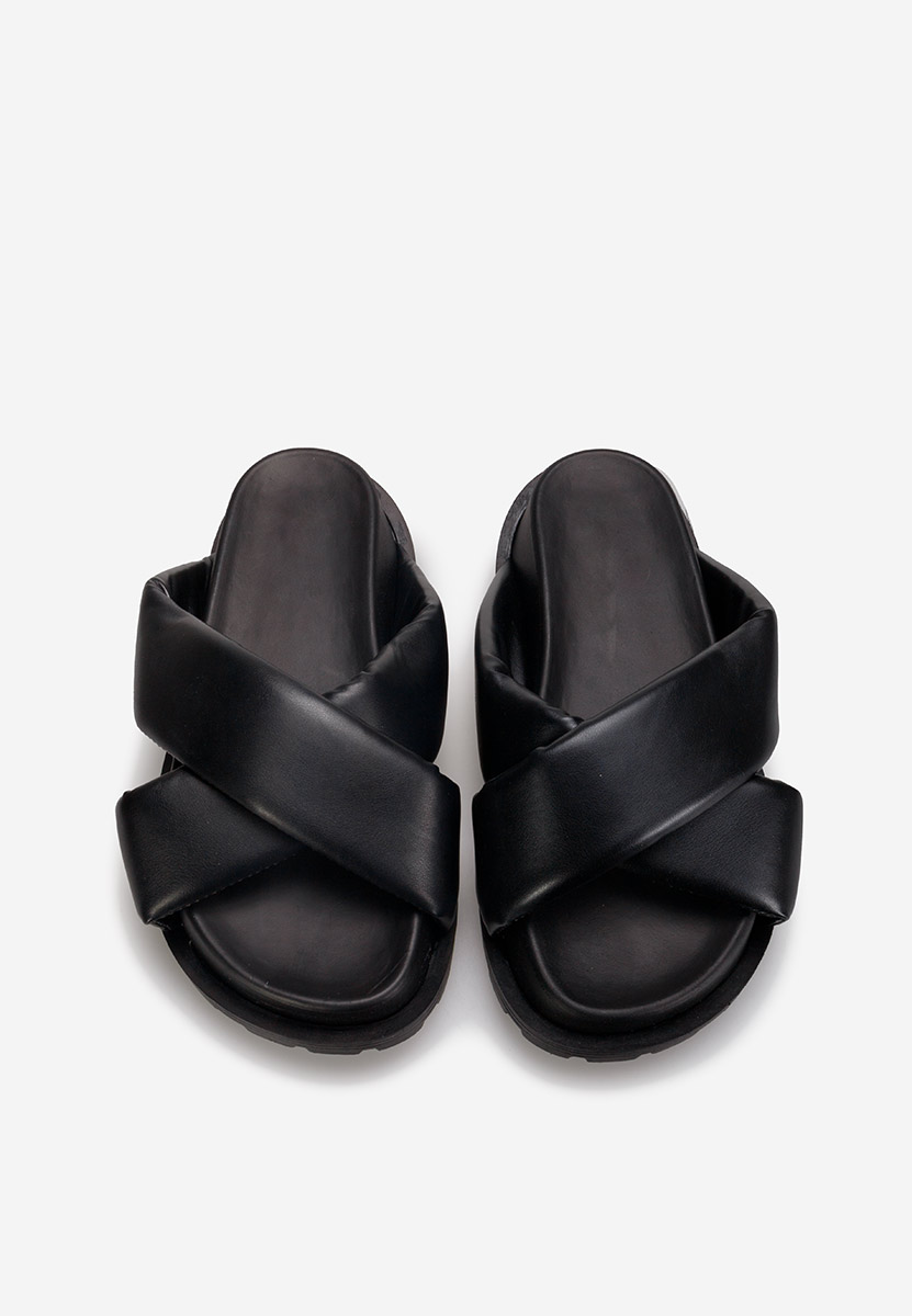 Čierne šlapky na platforme Ariola