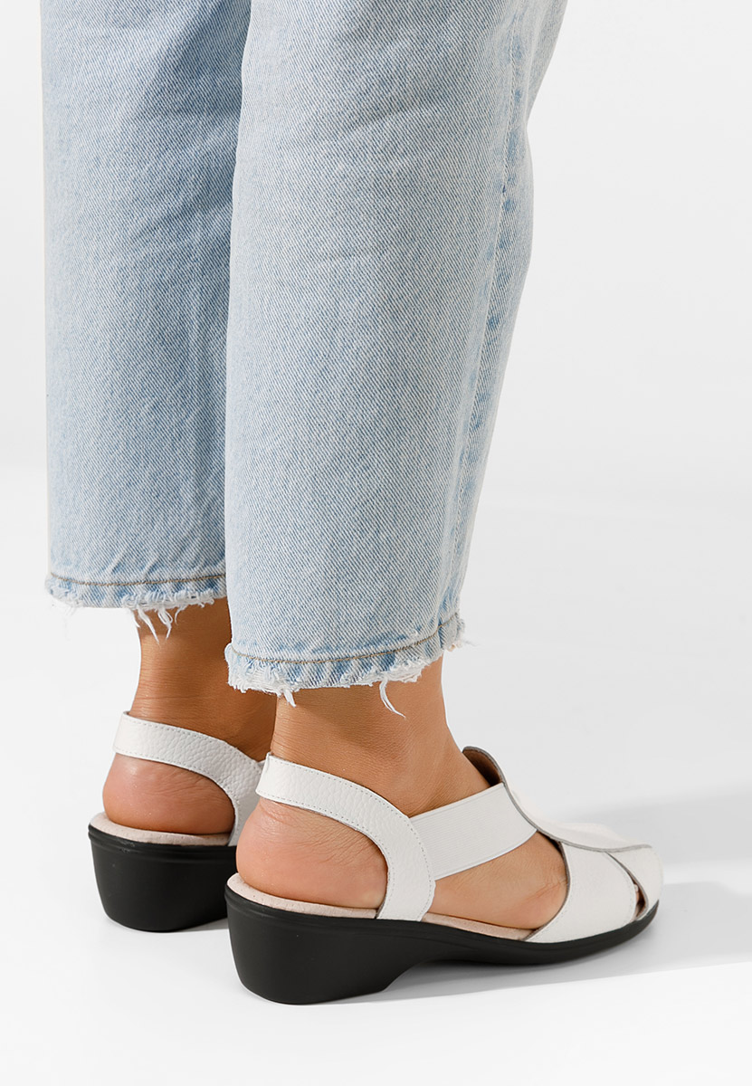 Biele sandale na nizkom opatku Melona V4