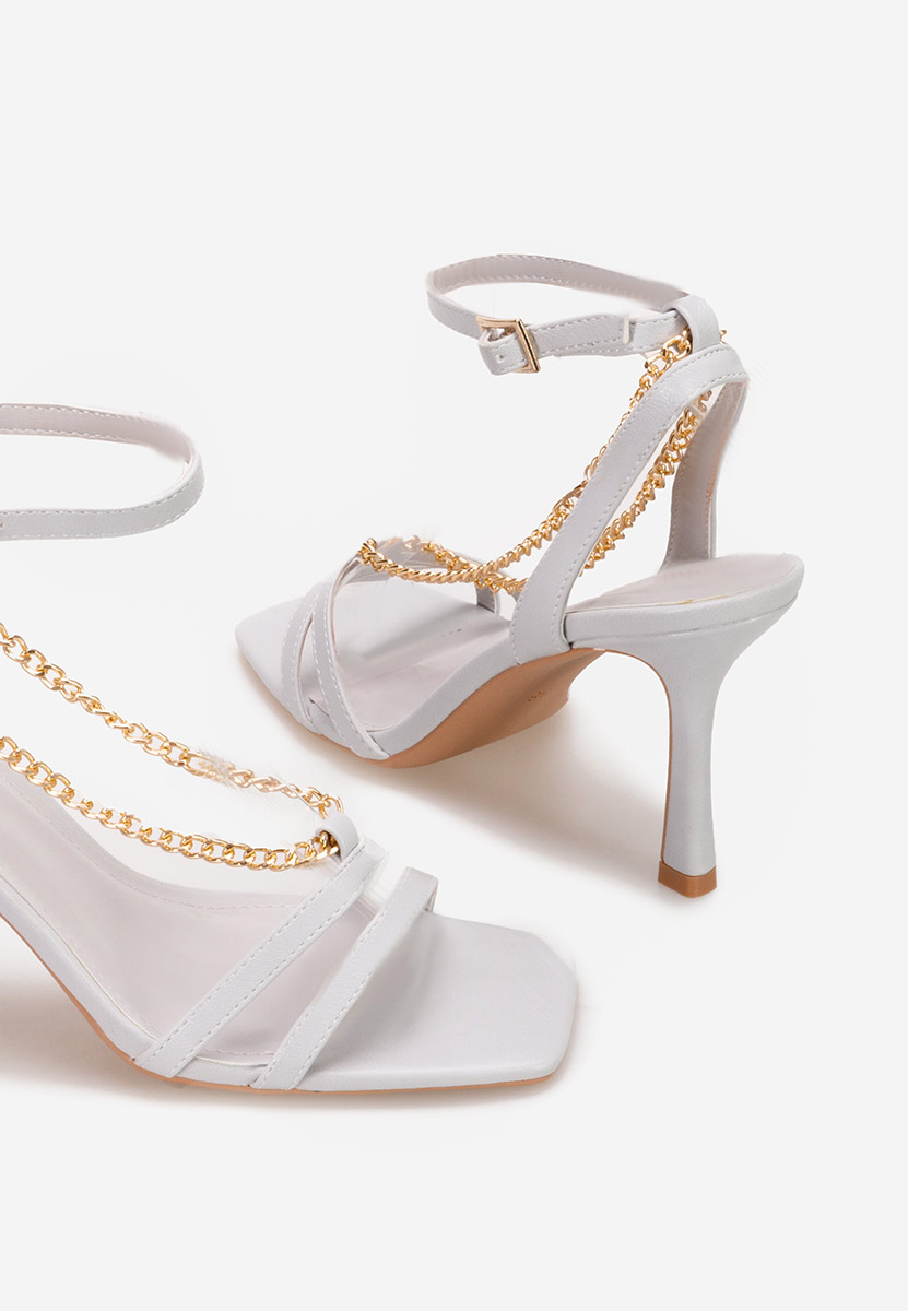 Sivé sandále na tenkom podpätku Areia