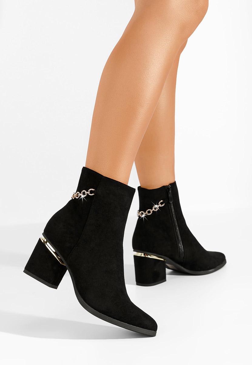 Čierne členkové čižmy na hrubom podpätku Oxea