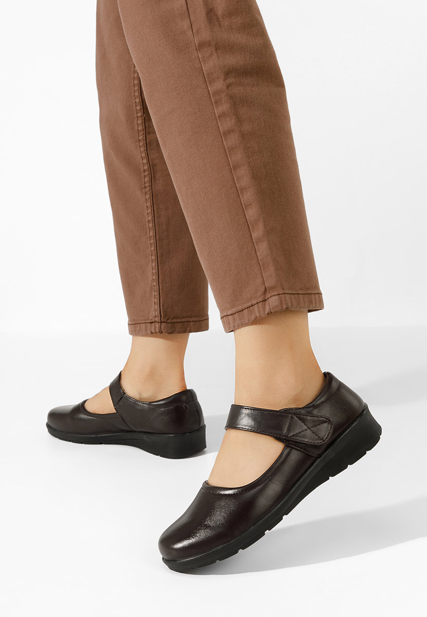 Hnedé lodičky na klinku Iphasa