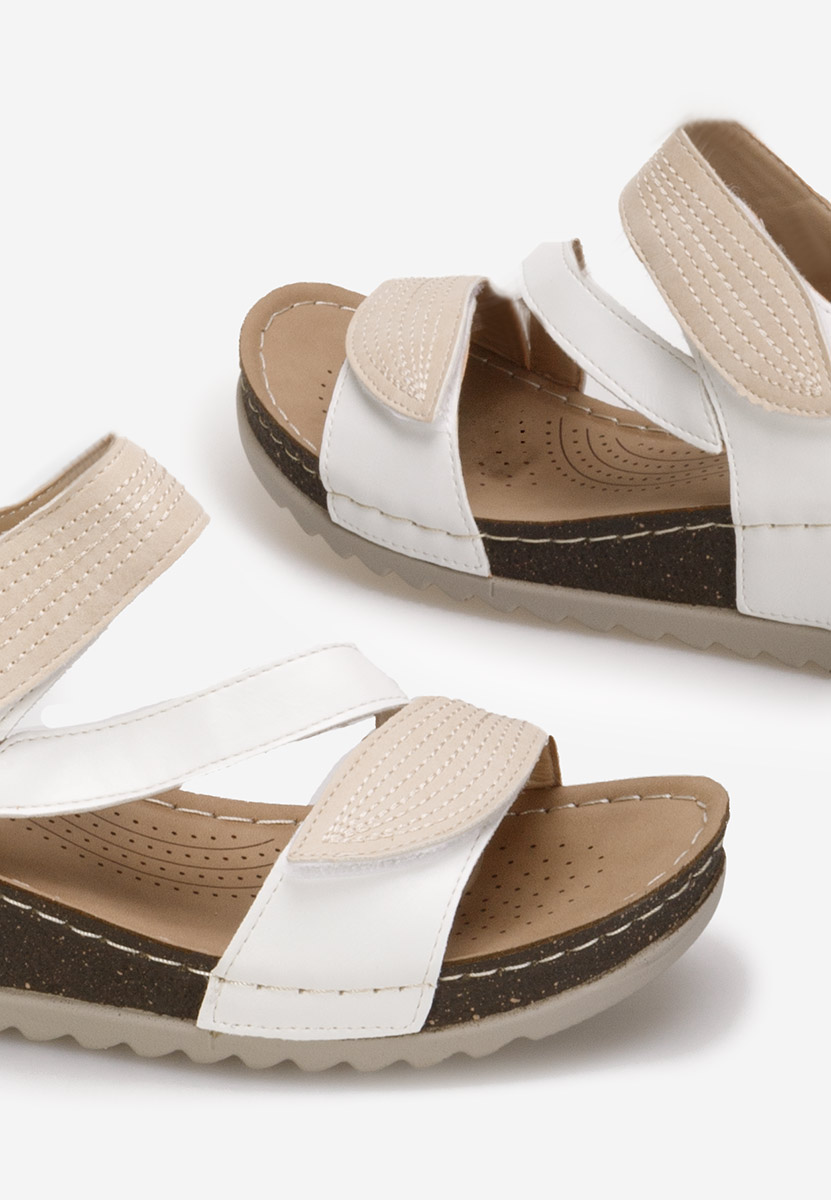 Biele klinové sandále Falia