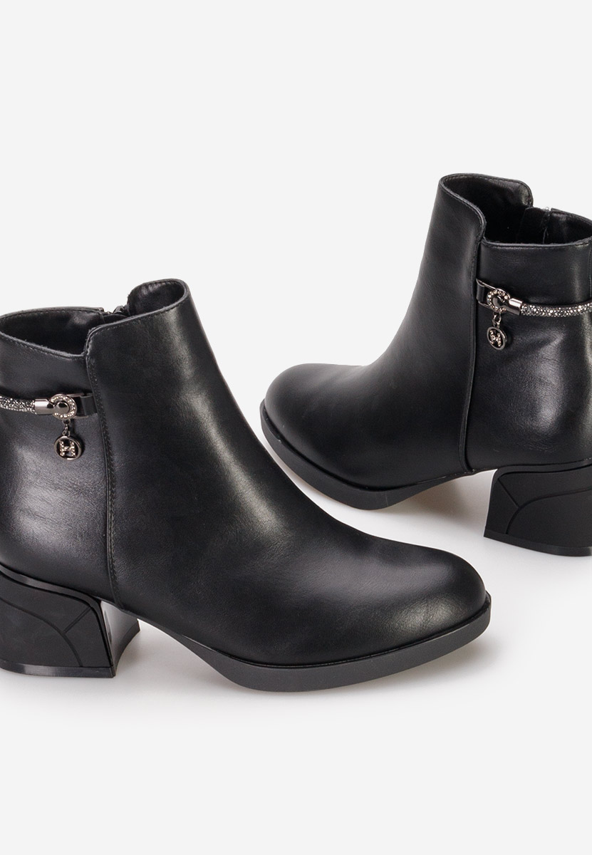 Čierne elegantné kotničky Lumisphera