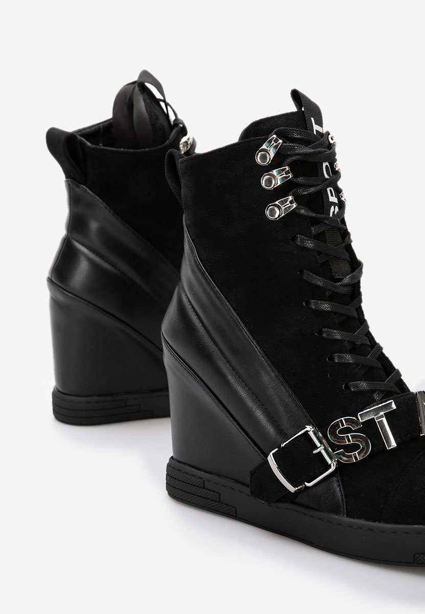 Čierne dámske tenisky na platforme Candy Čierne dámske tenisky na platforme Candy