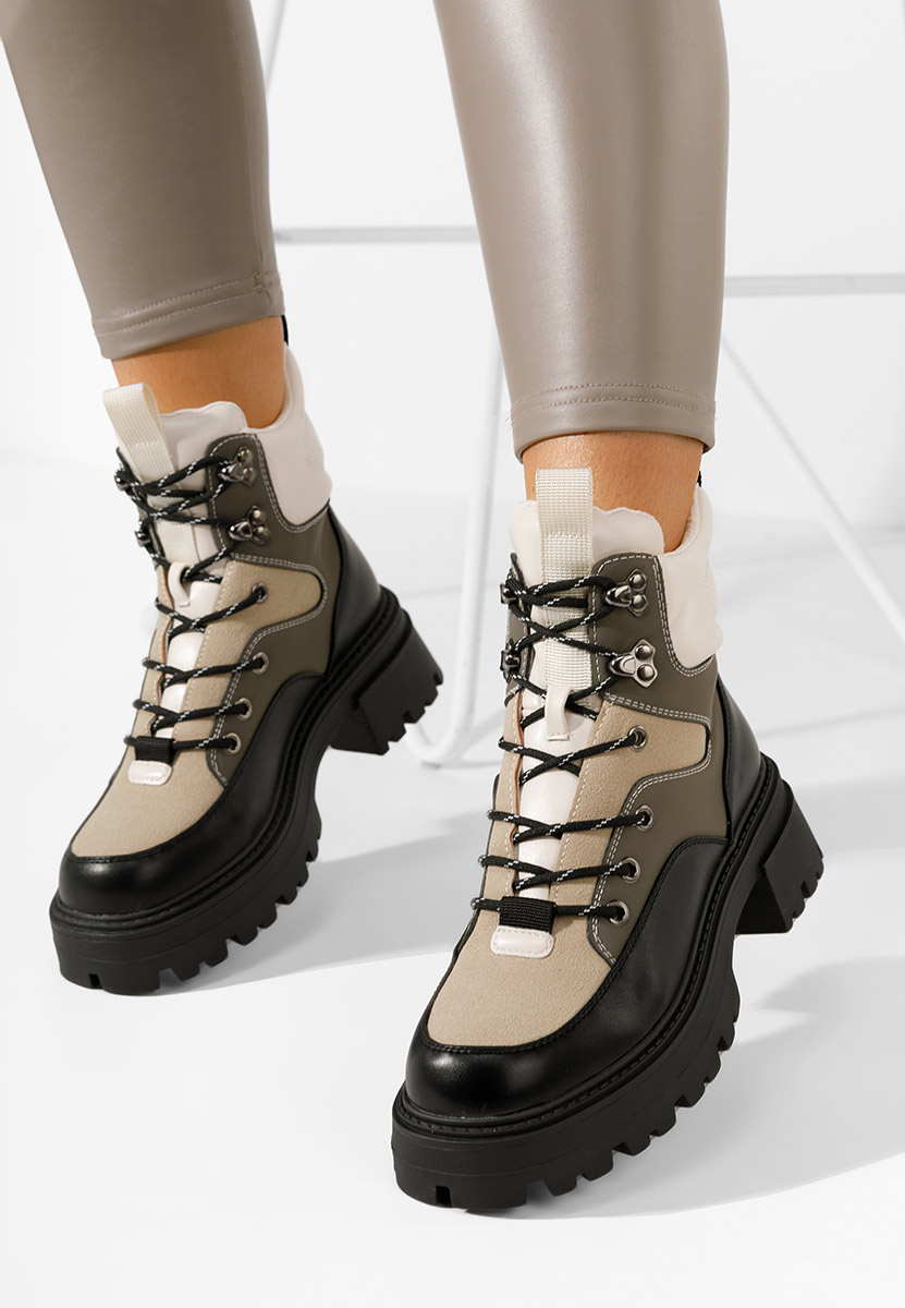 Čierne šnurovacie členkové topánky Trapera