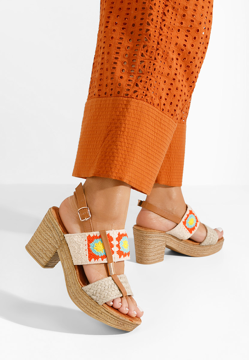 Béžové sandále na hrubom opätku a platforme Zeina V3