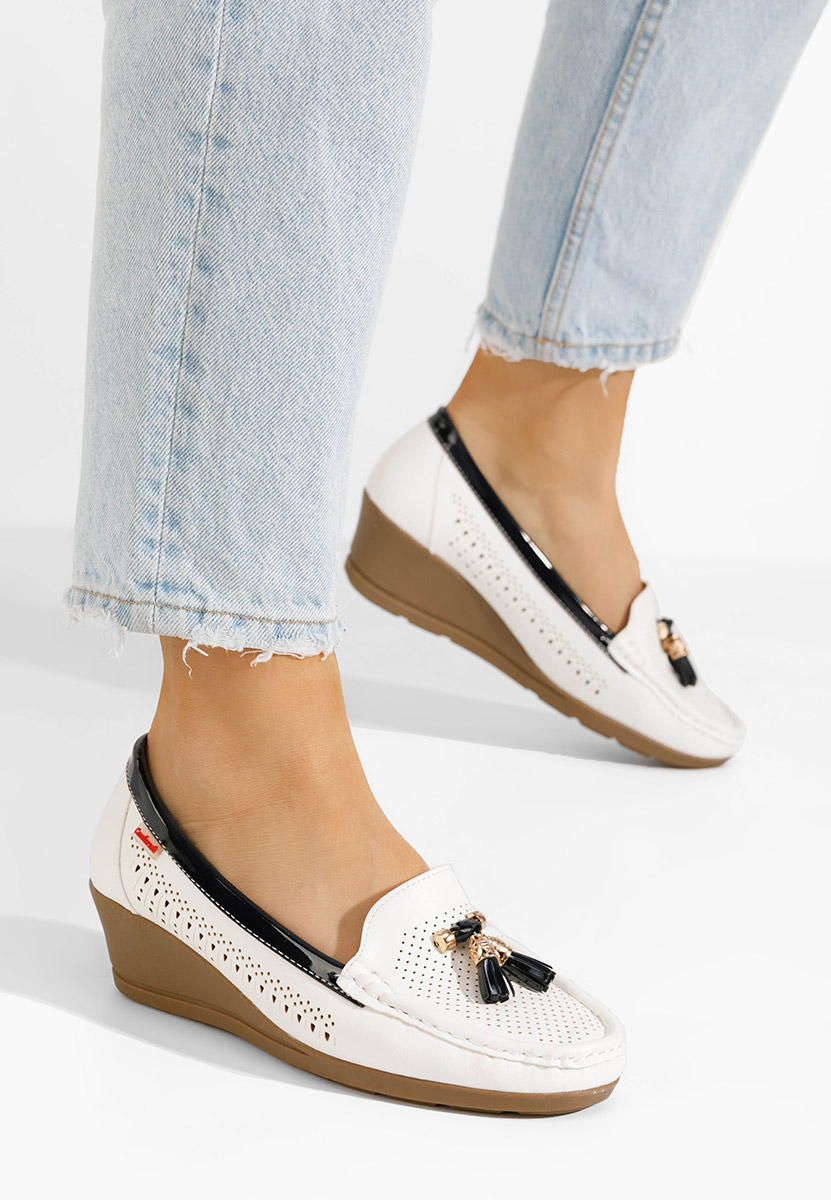 Biele dámske mokasíny na platforme Evomela