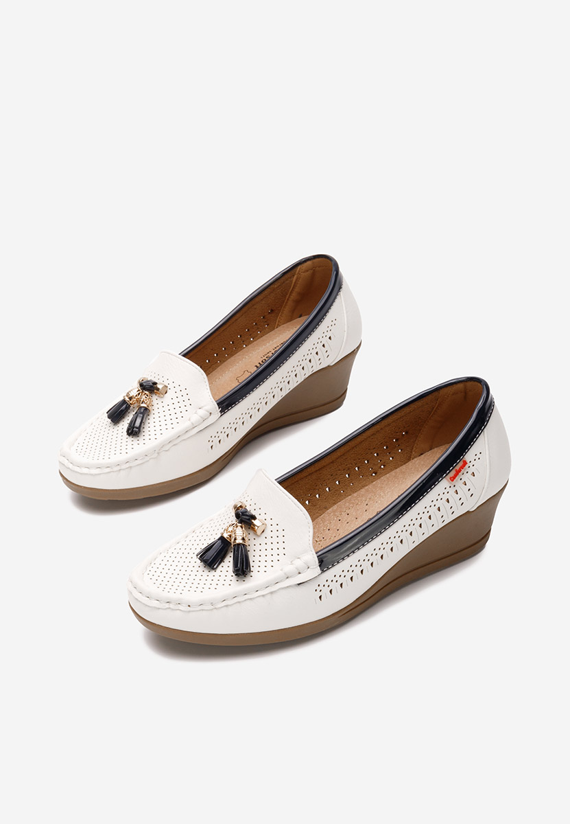 Biele dámske mokasíny na platforme Evomela