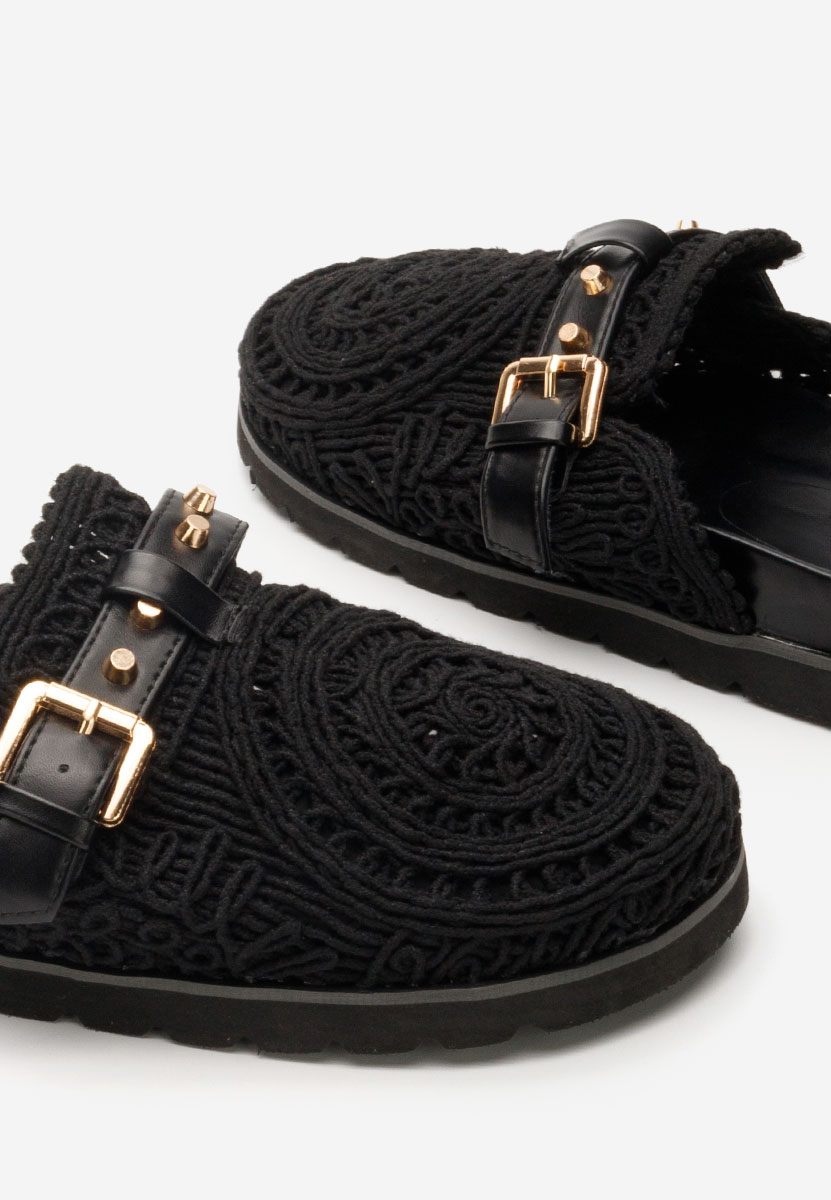 Čierne šľapky dámske Salovia