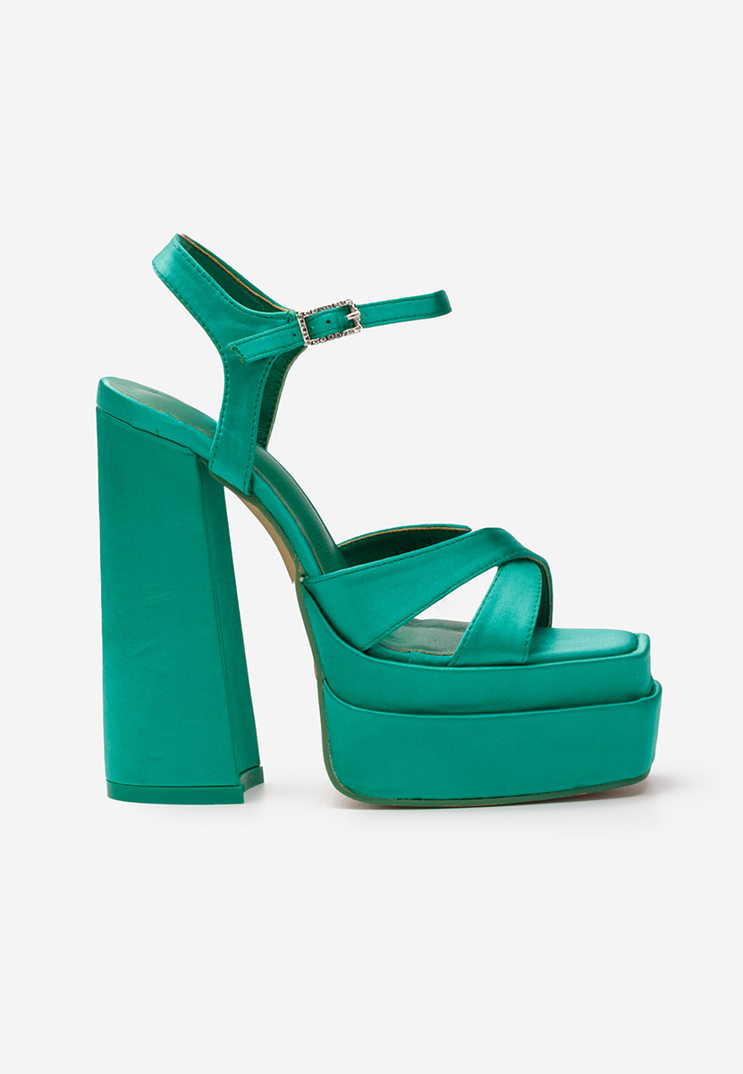 Zelené sandále na vysokom opatku Riesta
