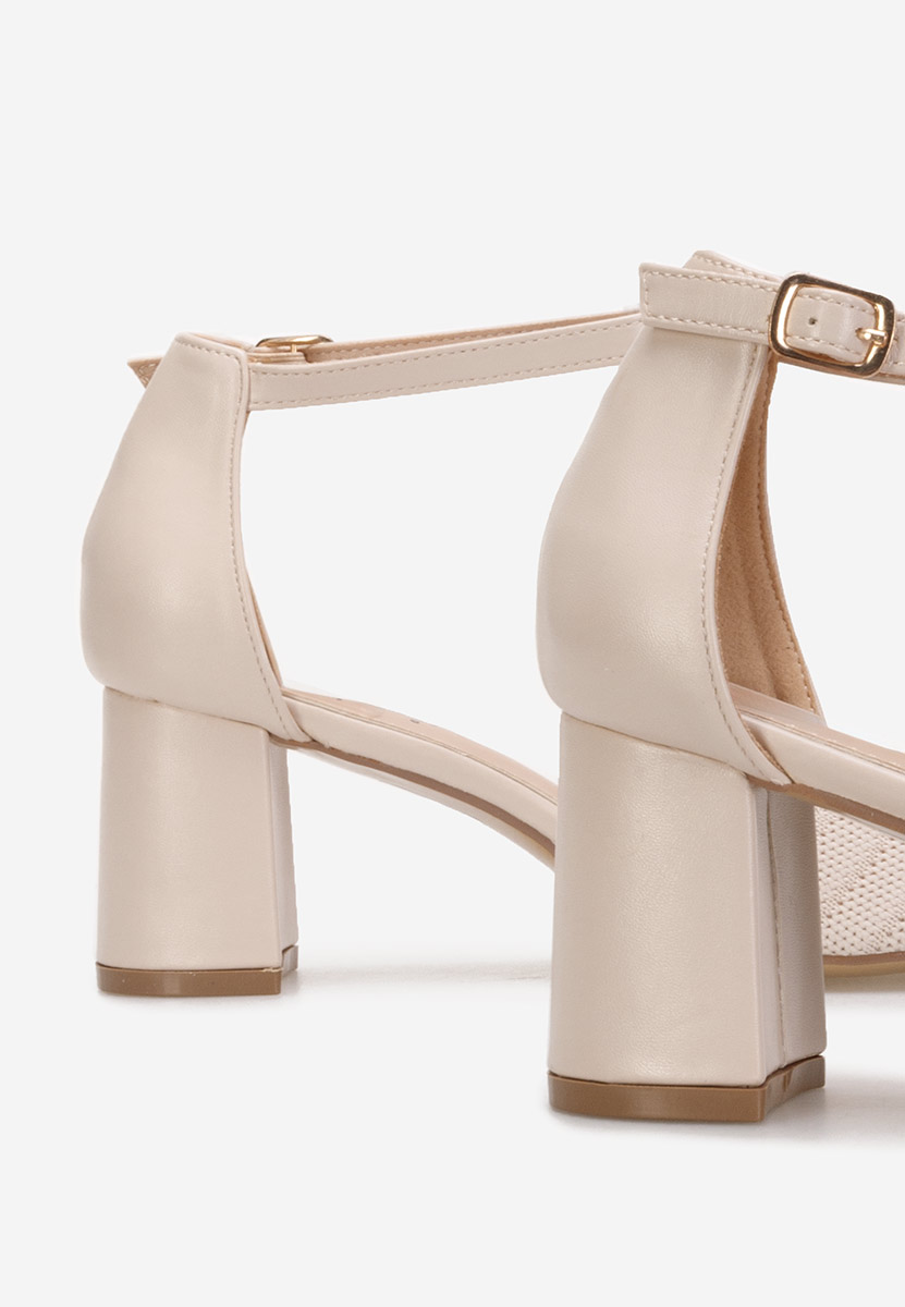 Béžové lodičky na hrubom opätku Silvena