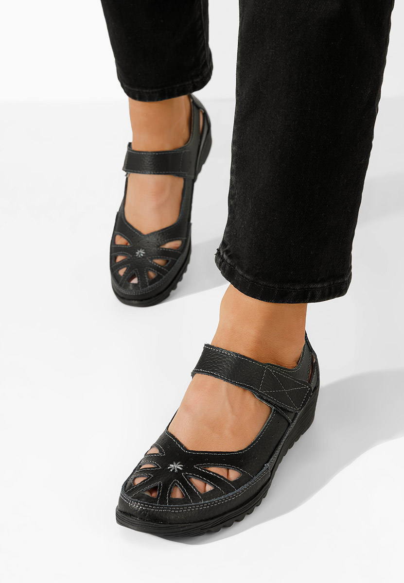 Čierne balerínky Cassina