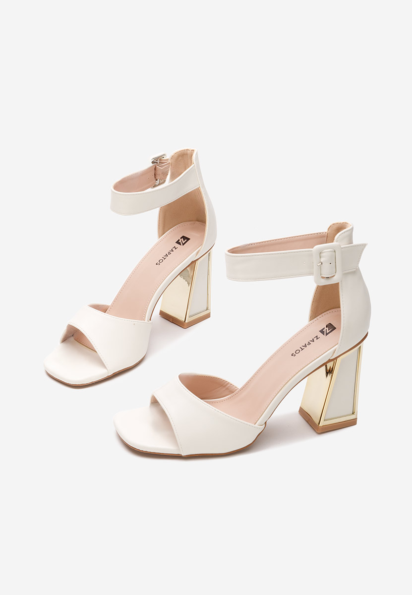 Béžové sandále na hrubom opätku Trisa