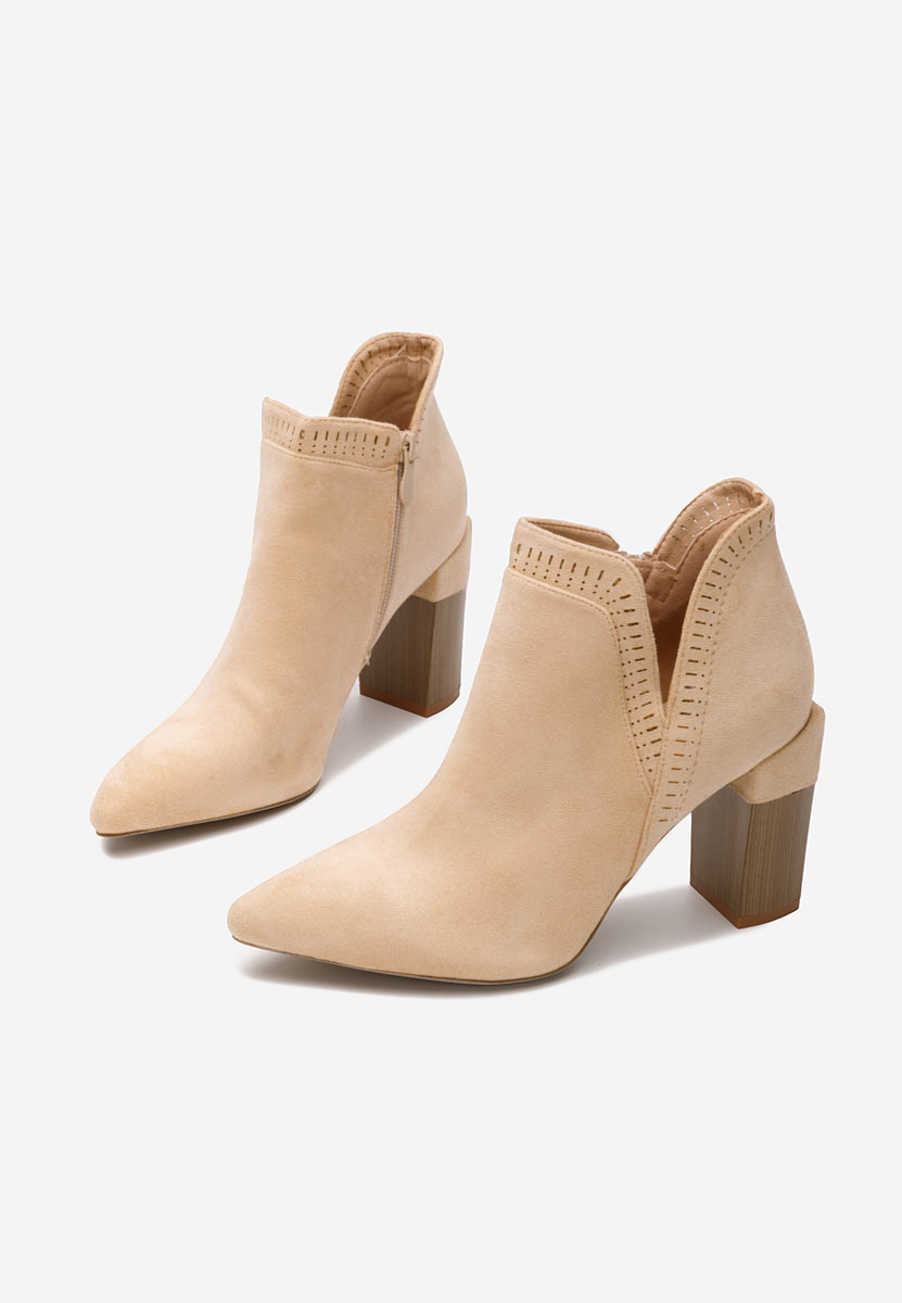 Béžové letne cizmy dierkovane Estella