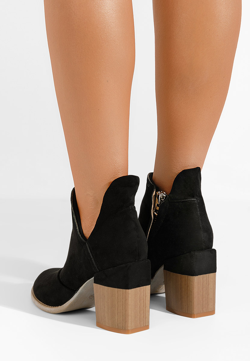 Čierne členkové čižmy na hrubom podpätku Condesa