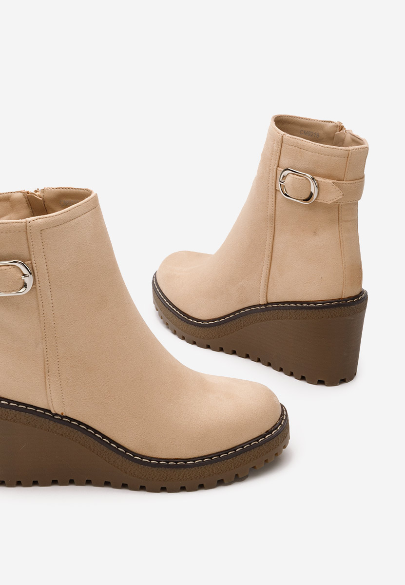 Béžové kotníkové čižmy na platforme Chetana