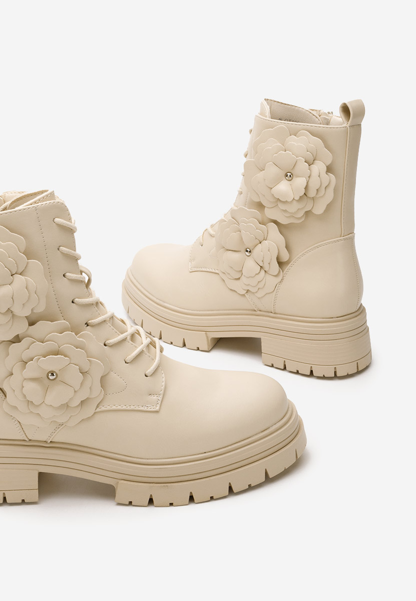 Béžové členkové čižmy na platforme Penda