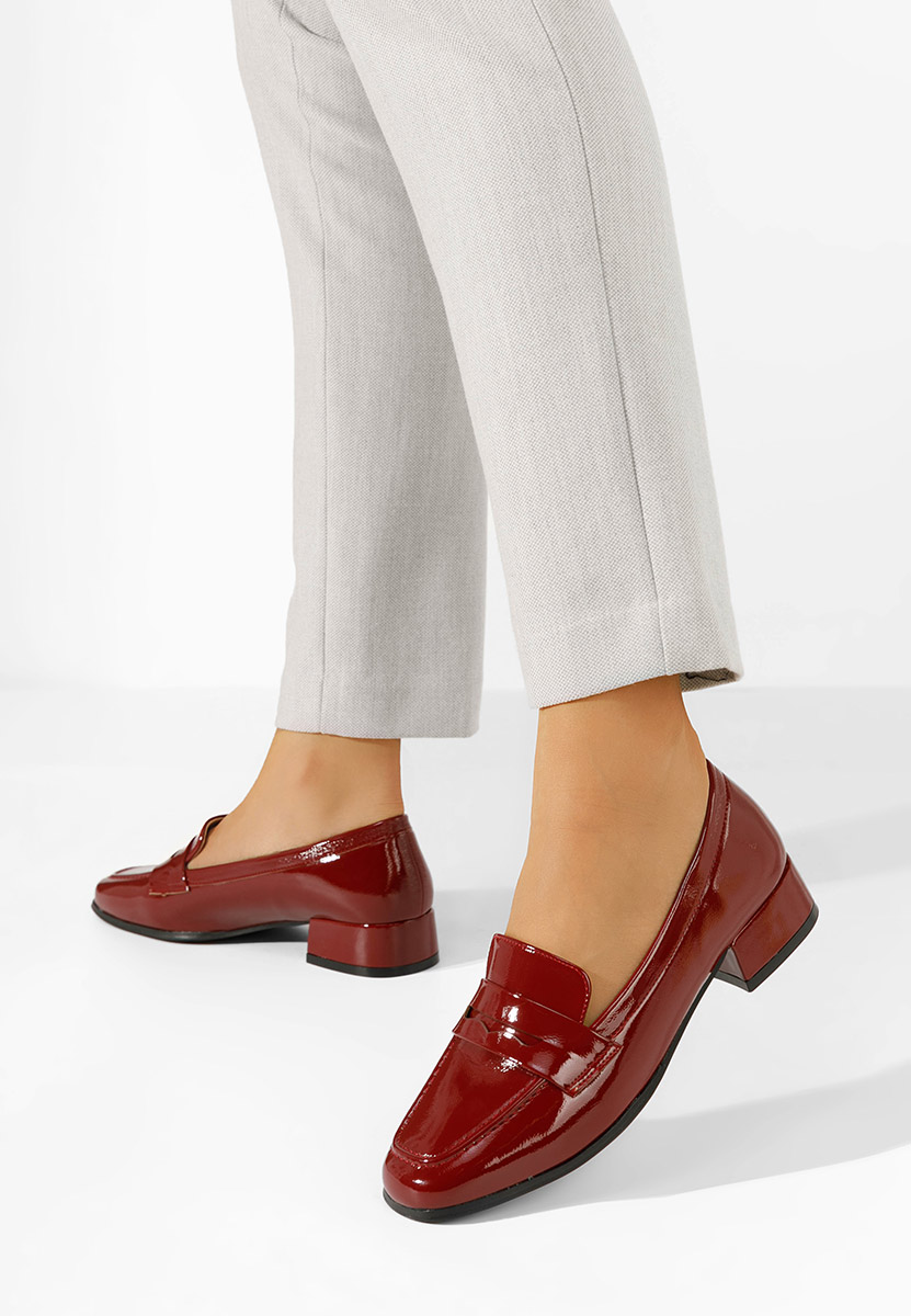 Červené mokasíny na opätku Kirada