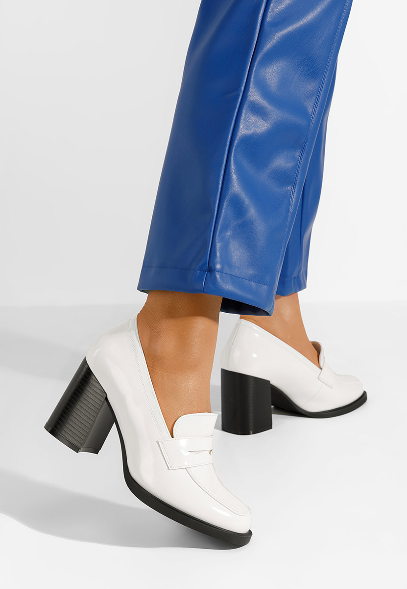 Biele mokasíny na opätku Odesia V4