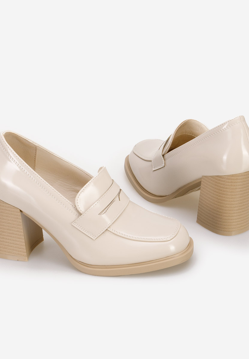 Béžové mokasíny na opätku Odesia V4