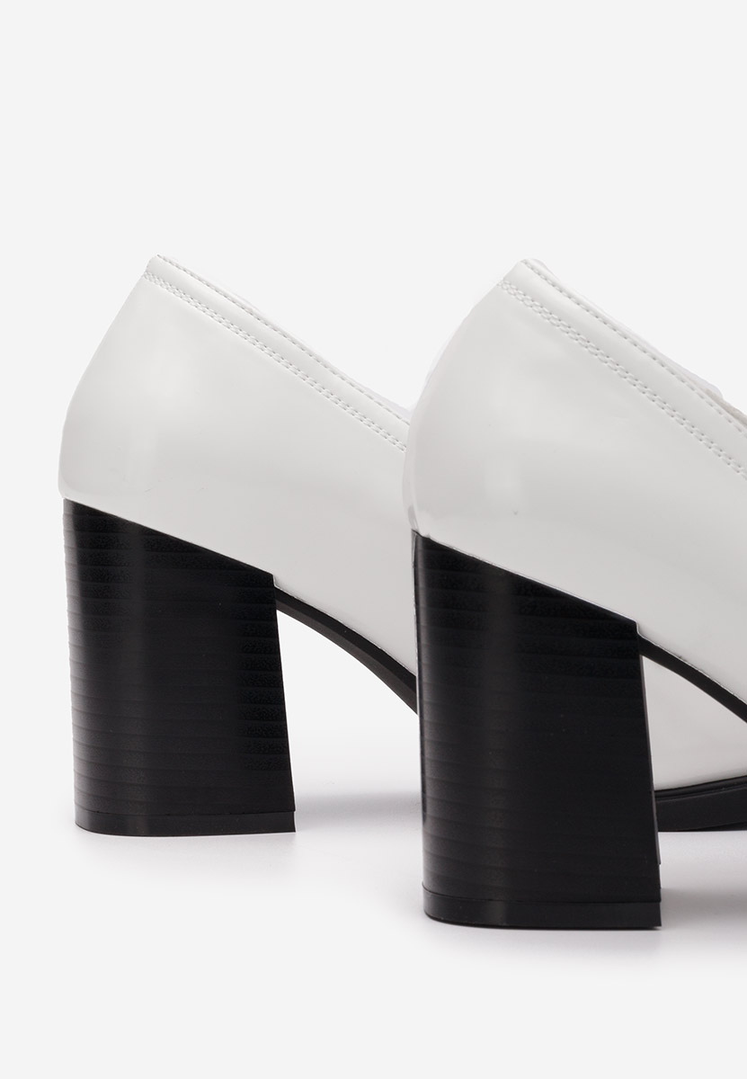 Biele mokasíny na opätku Odesia V4