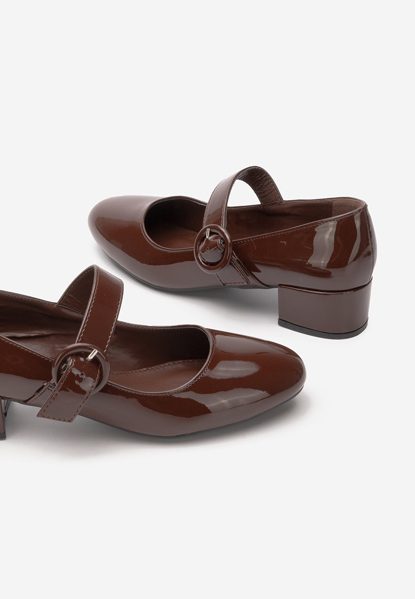 Hnedé lodičky na nízkom opätku Adevana