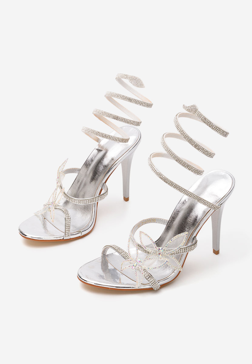 Strieborné elegantné sandále na opätku Synthia