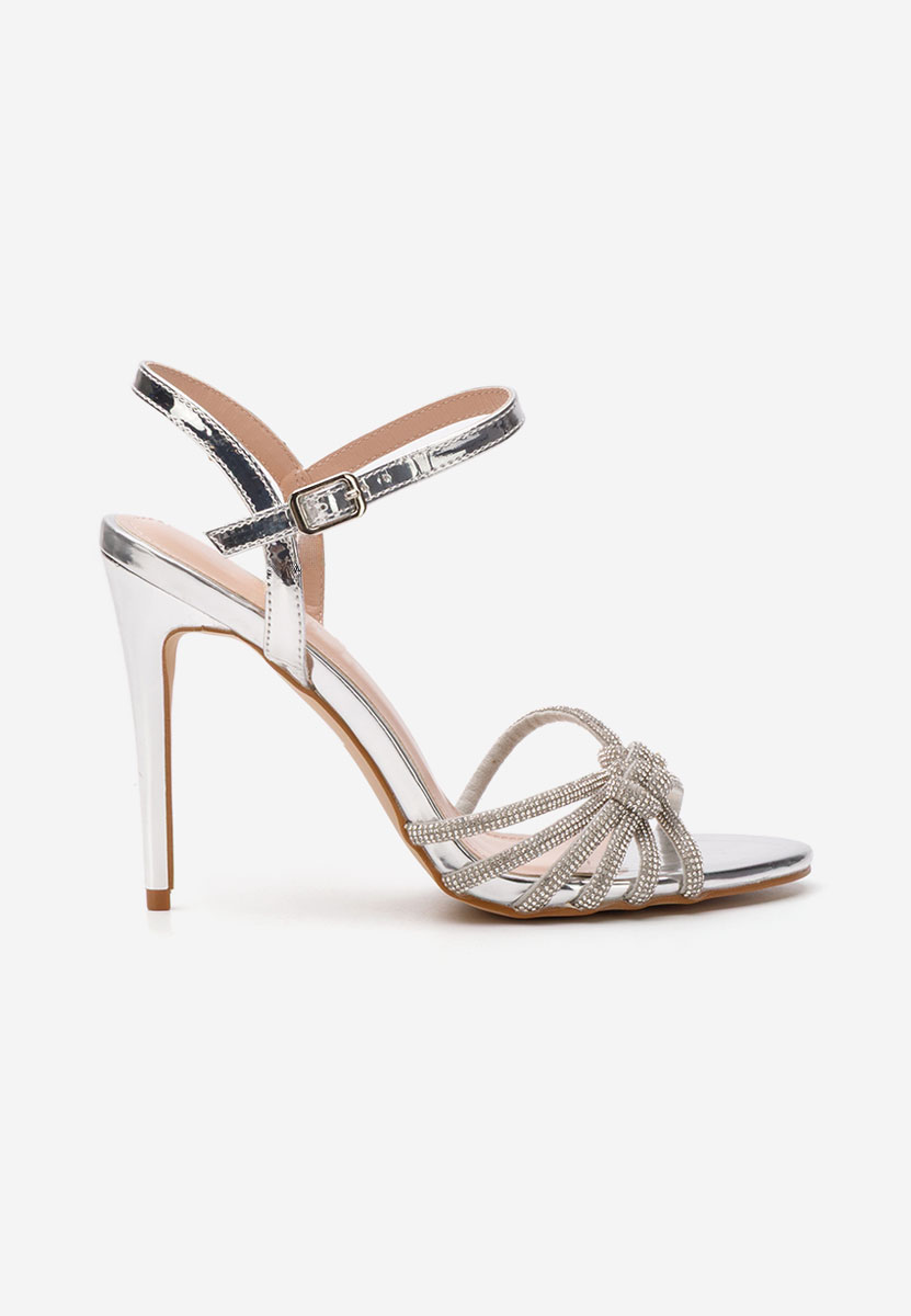Strieborné sandále na vysokom opatku Crystala