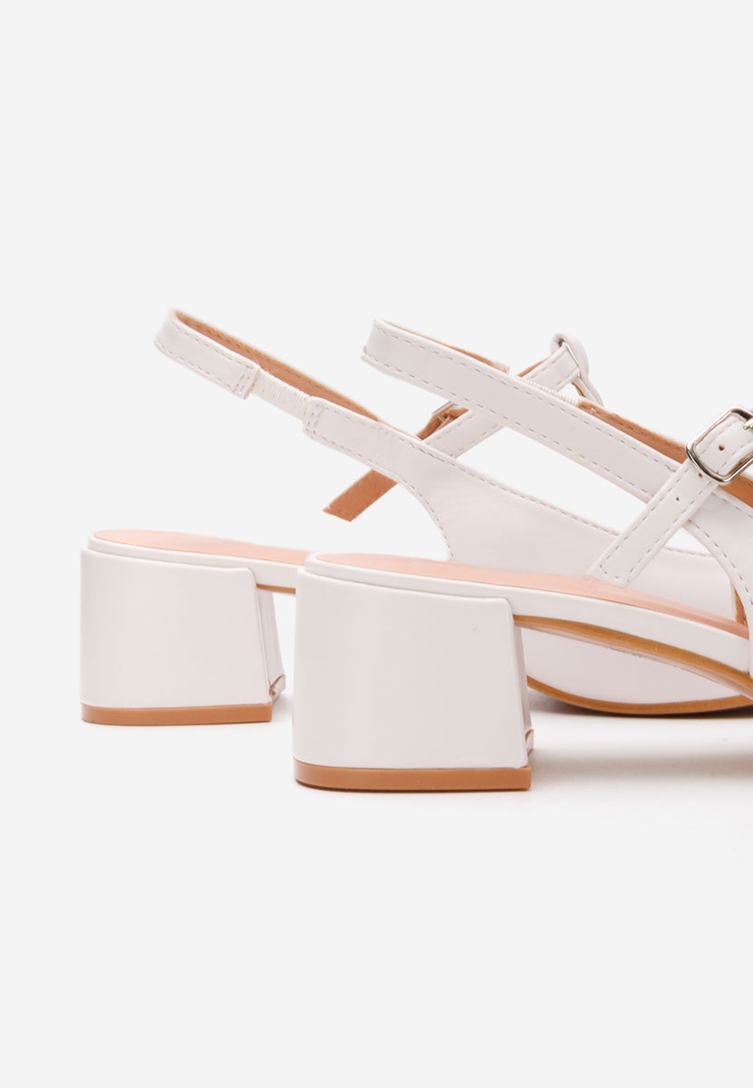 Biele lodičky na hrubom opätku Beatrina V2