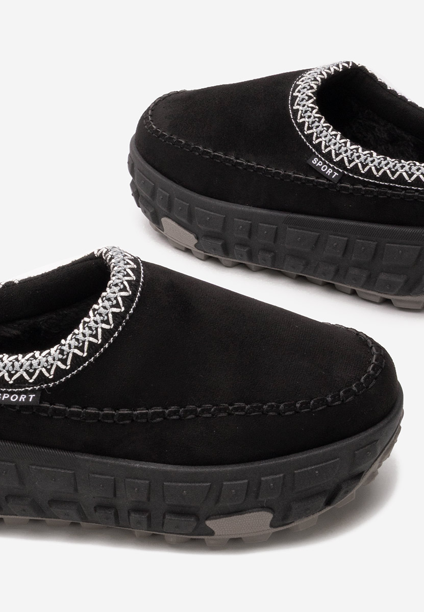 Čierne zdravotne slapky Novela