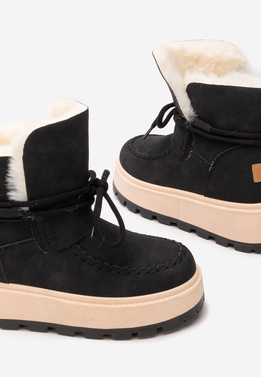 Čierne členkové čižmy na platforme Dionea