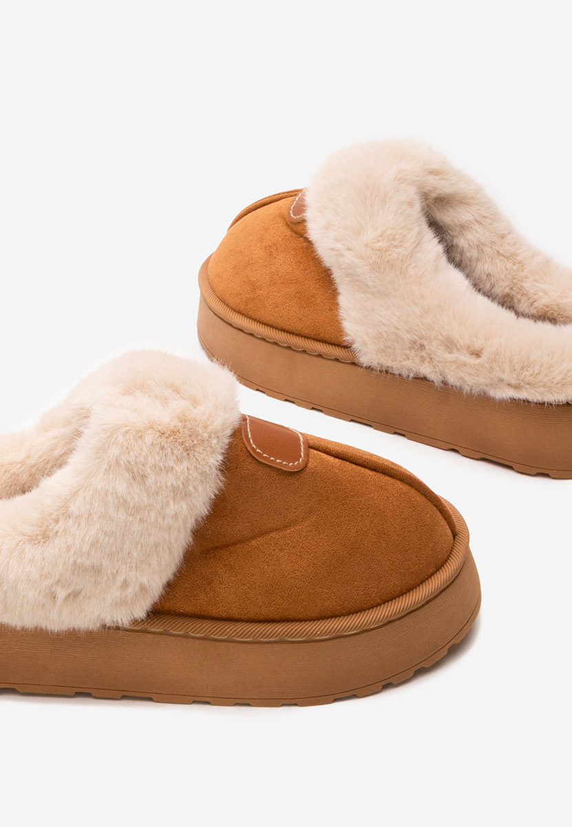 Camelové dámske papuče Flufina