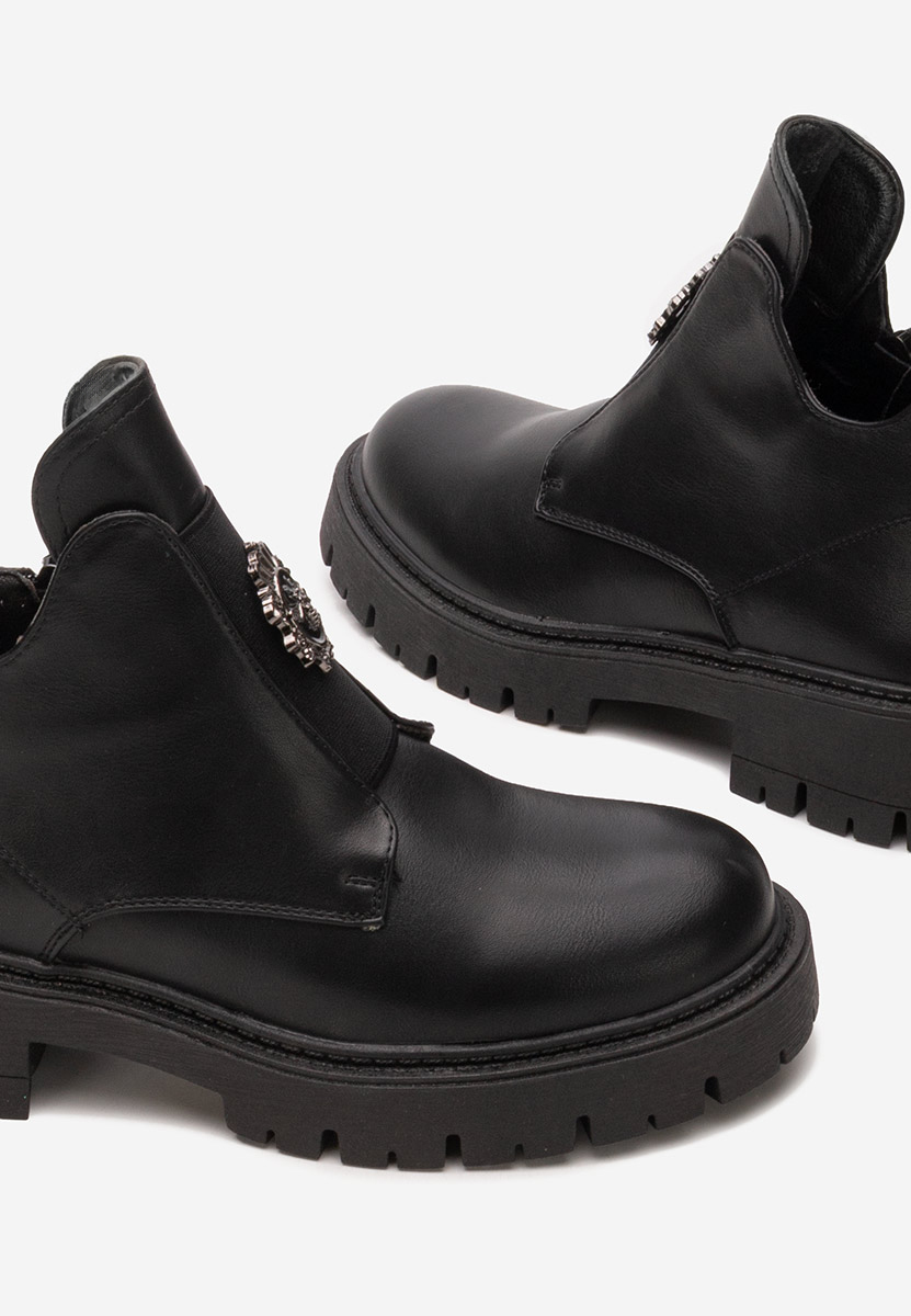 Čierne členkové čižmy Daviria