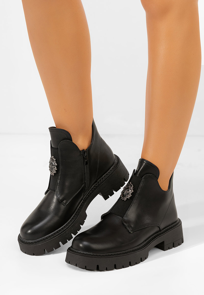 Čierne členkové čižmy Daviria