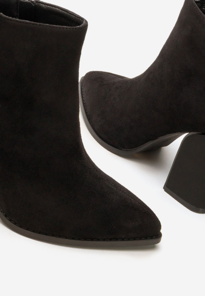 Čierne členkové čižmy na hrubom podpätku Savrina