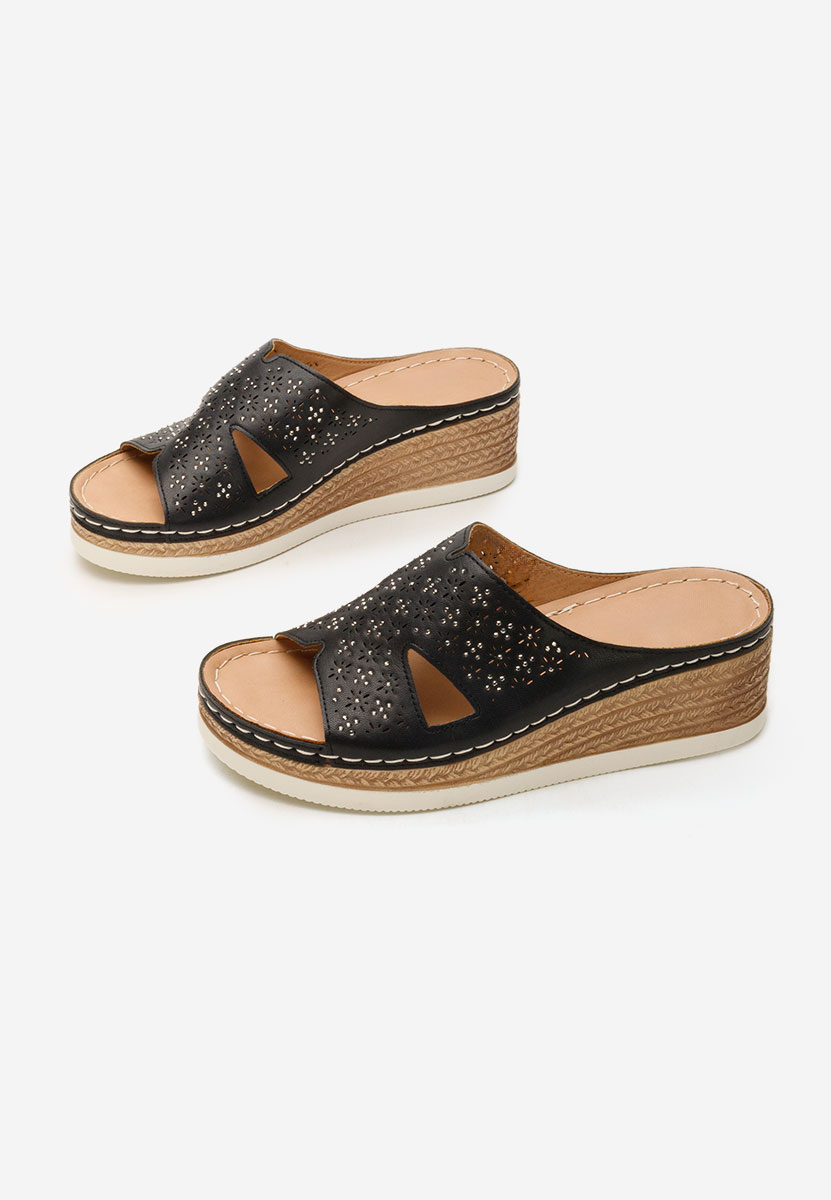 Čierne dámske šlapky na platforme Larue